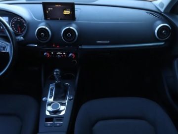Audi A3 8V Sportback 5d Facelifting 1.5 TFSI 150KM 2018 Audi A3 1.5 TFSI, Salon Polska, Automat, Navi, zdjęcie 7