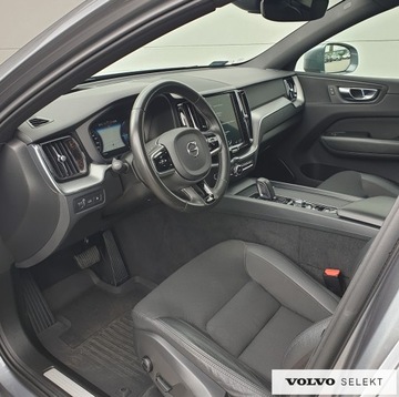 Volvo XC60 II 2020 Volvo XC 60 T8 AWD Plug-In Hybrid Momentum Pro 303, zdjęcie 10