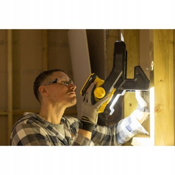 ФАРА STANLEY ФАРА LED 18V FMCL001B