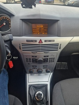 Opel Astra H GTC 1.9 CDTI ECOTEC 120KM 2007 Opel Astra GTC 1.9 CDTI 120 KM, Klimatyzacja,, zdjęcie 14