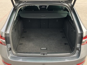 Skoda Superb III Kombi Facelifting 2.0 TDI SCR 200KM 2023 Skoda Superb L&amp;K ! Wentylowane i podgrzewane fotel, zdjęcie 8