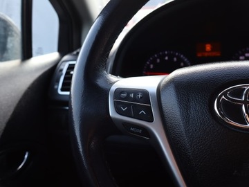 Toyota Avensis III Wagon Facelifting 1.8 Valvematic 147KM 2013 Toyota Avensis 1.8 Valvematic, Klima, Klimatronic, zdjęcie 15