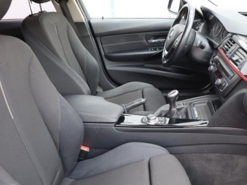 BMW Seria 3 F30-F31-F34 Touring 2.0 320d 184KM 2013 BMW 3 320 d, 181 KM, Navi, Klima, Klimatronic, zdjęcie 8