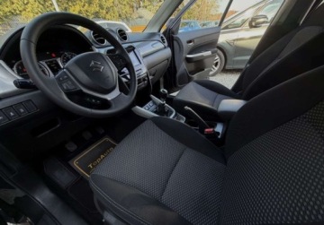 Suzuki Vitara III SUV 1.6 DDiS 120KM 2016 Suzuki Vitara 1.6 gwarancja MANUAL carplay LED KAMERA Bezwypadkowa, zdjęcie 17