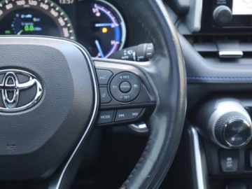 Toyota RAV4 IV MPV Facelifting 2.5 Hybrid 197KM 2018 Toyota RAV 4 2.5 Hybrid, Salon Polska, zdjęcie 19