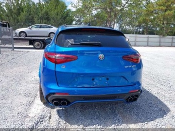 Alfa Romeo Stelvio 2022 Alfa Romeo Stelvio Quadrifoglio 2022 2.9l 2.9 Benzyna 505KM, zdjęcie 4