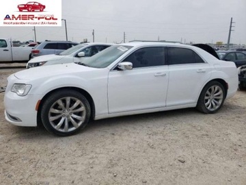 Chrysler 300C II 2018 Chrysler 300 CHRYSLER 300 TOURING, 2018r., 3.6L