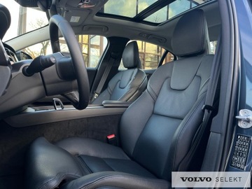 Volvo S60 III Sedan Facelifting 2.0 B5 250KM 2024 Volvo S60 FV23% B5B Ultimate Dark AWD Full-LED Pan, zdjęcie 13