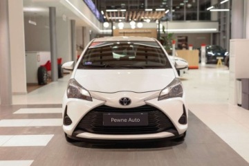 Toyota Yaris III Hatchback 5d Facelifting 2017 1.0 VVT-i 72KM 2020 Toyota Yaris 1.0 Active Benzyna 72KM, zdjęcie 1