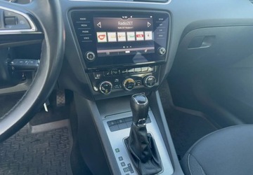 Skoda Octavia III Kombi Facelifting 2.0 TDI 150KM 2019 Skoda Octavia 2.0 TDI 150 KM 7 DSG Ambition 2.0 Diesel 150KM, zdjęcie 17