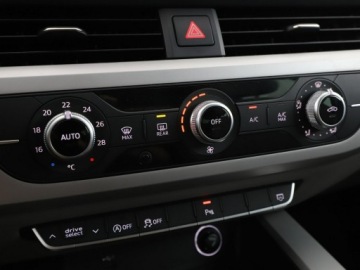 Audi A4 B9 Avant 2.0 35 TDI 150KM 2019 Audi A4 Avant led automat kamera pdc navi, zdjęcie 25