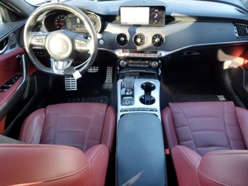 Kia Stinger 2023 Kia Stinger 2023r., 3.3L 3.3 Benzyna 368KM, zdjęcie 6