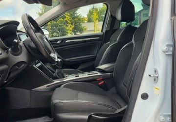 Renault Megane IV GrandCoupe Facelifting 1.3 TCe 140KM 2021 Renault Megane I rej. 2022GrandCoupeIntens140 KMTCeSalon PLGwarancja produ, zdjęcie 8