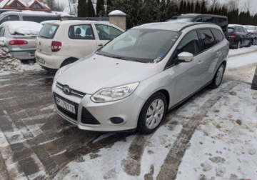 Ford Focus III Kombi Facelifting 1.6 TDCi 115KM 2014 Ford Focus Ford Focus 1.6 TDCi Kombi Serwisowany Klima Bez rdzy 186 ty, zdjęcie 3