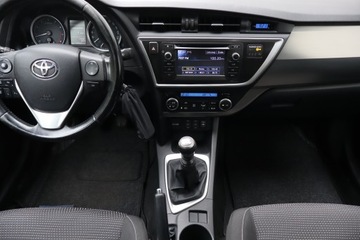 Toyota Auris I Hatchback 3d Facelifting 1.6 Valvematic 132KM 2013 Toyota Auris 1.6 Valvematic, Salon Polska, zdjęcie 11