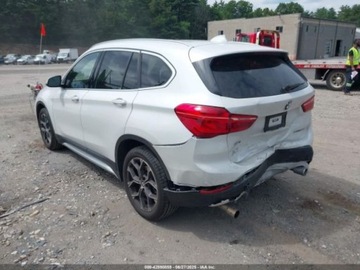 BMW X1 F48 2021 BMW X1 2021 BMW X1 XDRIVE28I 2.0 Benzyna 228KM, zdjęcie 3
