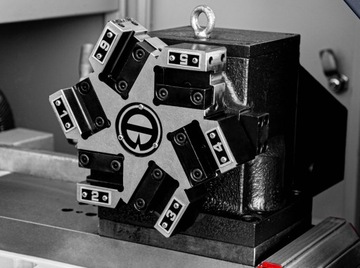 ТОКАРНЫЕ СТАНКИ ПО МЕТАЛЛУ С ЧПУ CORMAK 320x750 HIT