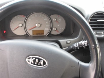 Kia Carens III 2.0 i 16V 144KM 2007 Kia Carens 2007 benzyna przebieg 108800km, zdjęcie 4