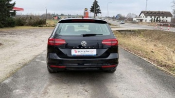 Volkswagen Passat B8 Variant 2.0 TDI BlueMotion SCR 150KM 2016 Volkswagen Passat Raty 2.0 tdi 150KM Bez adblue DSG 115tys km Duza Navi Ka, zdjęcie 19