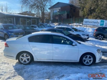 Volkswagen Passat B7 Limousine 2.0 TDI CR BlueMotion 177KM 2013 Volkswagen Passat 2.0tdi 4-Motion R-Line max wyposazenie Webasto ledy xeno, zdjęcie 19