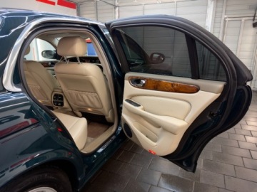 Jaguar XJ VII X350 2003 Jaguar XJ piekny super stan sora kremowa , piekny kolo i przebieg 153 tys, zdjęcie 34