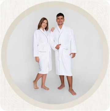 Мягкий велюровый халат SOFT TOUCH L/XL