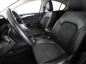 Ford Focus IV Hatchback 1.5 EcoBlue 120KM 2019 Ford Focus Navi czujniki parkowania Klimatyzacja, zdjęcie 12
