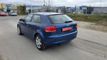 Audi A3 8P Hatchback 3d 1.4 TFSI 125KM 2008 Audi A3 3-drzwiowe climatronic zarejestrowane, zdjęcie 5