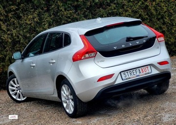 Volvo V40 II Hatchback 2.0 T2 DRIVE-E 122KM 2015 Volvo V40 Zarejestrowane,KAMERA, bardzo ladne, GWARANCJA 2.0 Benzyna, zdjęcie 1