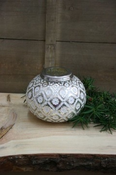 Стеклянный фонарь с цветами