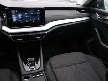 Skoda Octavia III Kombi Facelifting 2.0 TDI 150KM 2020 Skoda Octavia 2.0 TDI, Salon Polska, Serwis ASO, zdjęcie 7