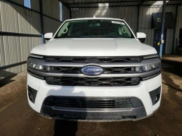 Ford Expedition III 2022 Ford Expedition 2022, 3.5L, 4x4, MAX XLT, po gradobiciu 3.5 Benzyna 310KM, zdjęcie 2