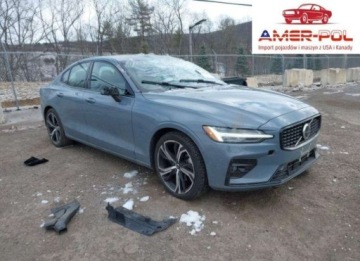 Volvo S60 III 2024 Volvo S60 B5 Plus Dark Theme 2024 2.0 Benzyna 247KM