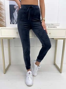 WE571 гл. ЖЕНСКИЕ ОДНОТОННЫЕ ВЕЛУРОВЫЕ БРЮКИ L/XL