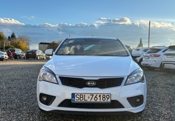 Kia Ceed I Hatchback 5d Facelifting 1.6 CRDi VGT 115KM 2011 Kia Ceed 2011 r. 1.6 Diesel 116KM, zdjęcie 7