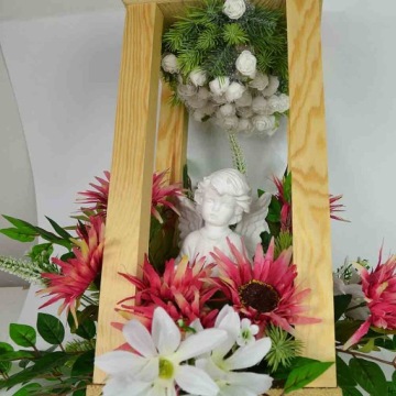 Центральное украшение букета Цветочное украшение Могила Кладбище