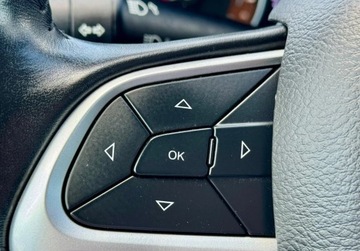 Jeep Compass II SUV 1.4 MultiAir 140KM 2020 Jeep Compass 1.4T 140KM Night Eagle Czarny dach i alu Navi Kamera ACC Lane, zdjęcie 26