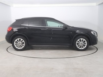 Mercedes GLA I Off-Roader Facelifting 1.6 200 156KM 2018 Mercedes GLA GLA 200, Salon Polska, Automat, zdjęcie 5