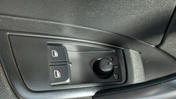 Audi A1 I Hatchback 3d 1.2 TFSI 86KM 2012 Audi A1 3-drzwiowe 1.2i 86PS OPŁACONY, zdjęcie 23