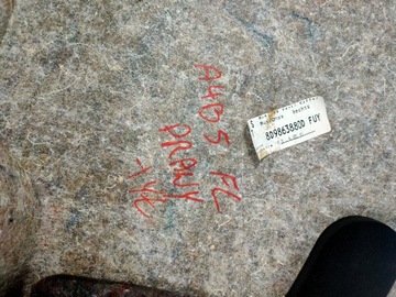 BOCZEK BAGAŻNIKA PRAWY TYŁ A4 B5 LIFT 8D9863880D