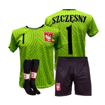 SZCZĘSNY Polska LIM strój komplet + getry r. 128