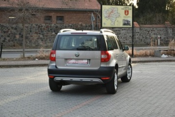 Skoda Yeti Minivan 1.4 TSI 122KM 2012 Škoda Yeti Skoda Yeti 1.4TSi 122KM Manual 2012r., zdjęcie 6