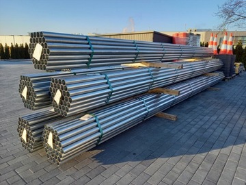 Słupek drogowy ocynkowany 2,2m śr. 60mm + kapturek