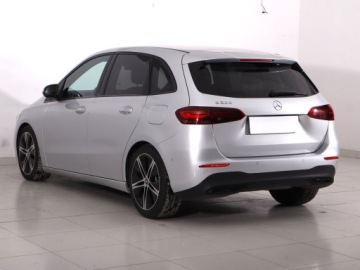 Mercedes Klasa B W247 Sports Tourer Facelifting 1.3 200 163KM 2023 Mercedes B B 200, Salon Polska, Serwis ASO, zdjęcie 3