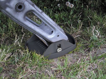 Опорная пластина для ног прицепа, шайбы Berger 4 шт. с металлическим штифтом.