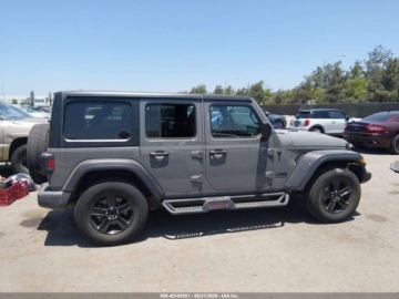Jeep Wrangler IV 2023 Jeep Wrangler 4-Door Sport Altitude 4x4 2023 3.6 Benzyna 285KM, zdjęcie 5