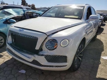 Bentley Bentayga 2017 Bentley Bentayga 2017, 6.0L, 4x4, W12, od ubez..., zdjęcie 1