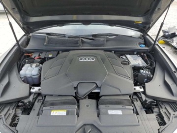Audi Q8 2022 Audi Q8 Prestige S-Line 2022 3.0l 3.0 Benzyna 335KM, zdjęcie 6