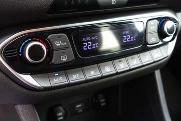 Hyundai i30 III Wagon Facelifting 1.5 T-GDI 48V 160KM 2020 Hyundai i30 Automat, Tempomat, Klimatyzacja 2stref. CarPlayAA, czujniki pa, zdjęcie 10