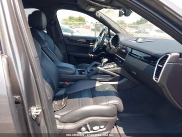 Porsche Cayenne III 2021 Porsche Cayenne 2021r, Coupe, 3.0L, 4x4 3.0 Benzyna 335KM, zdjęcie 8